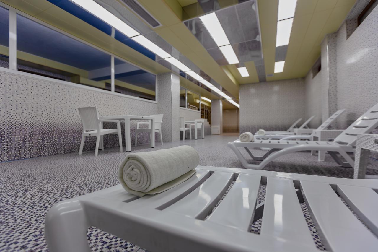 Metro City Hotel バクー エクステリア 写真