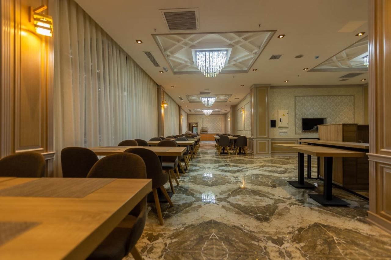 Metro City Hotel バクー エクステリア 写真