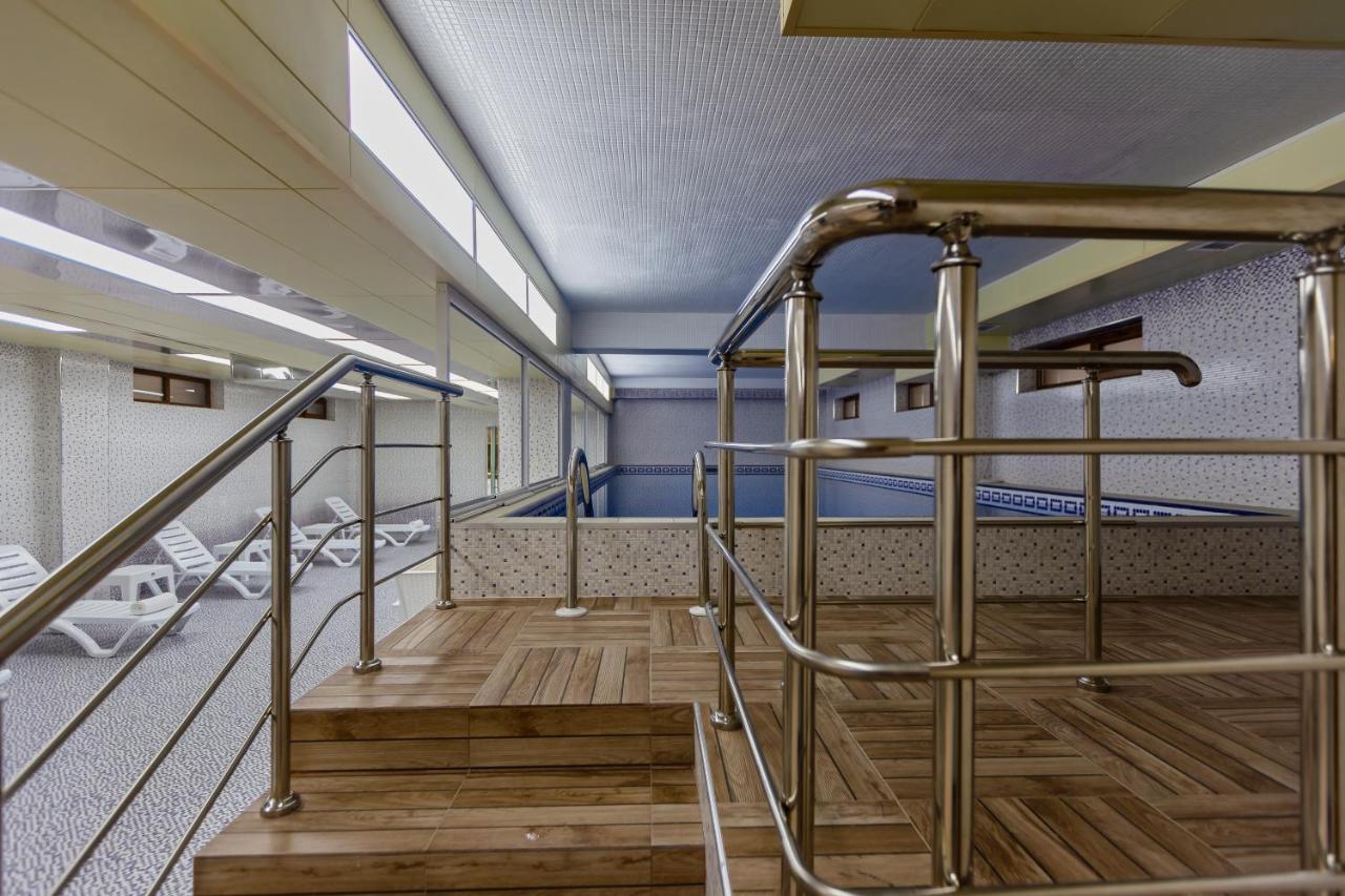 Metro City Hotel バクー エクステリア 写真