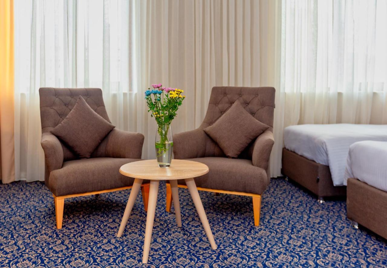 Metro City Hotel バクー エクステリア 写真