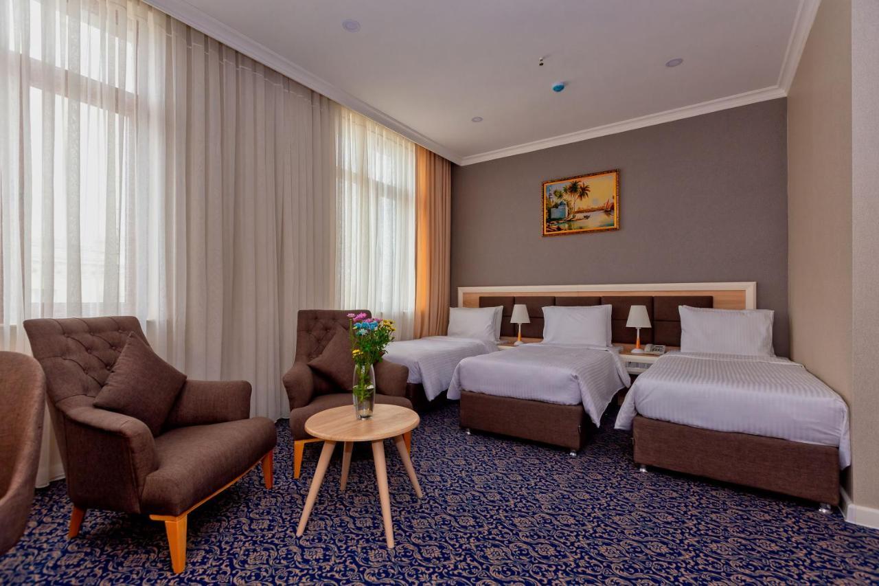 Metro City Hotel バクー エクステリア 写真