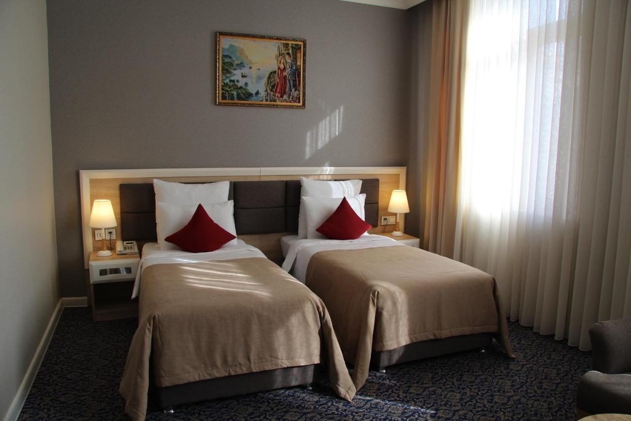 Metro City Hotel バクー エクステリア 写真